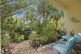 1020 Piccadilly St, Palm Beach Gardens, FL 33418 - Photo 27