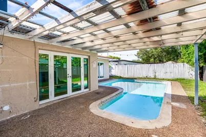 1121 N 66th Terrace, Hollywood, FL 33024 - Photo 25