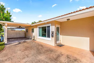 1121 N 66th Terrace, Hollywood, FL 33024 - Photo 27