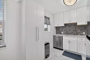 150 Mansfield D, Boca Raton, FL 33434 - Photo 5