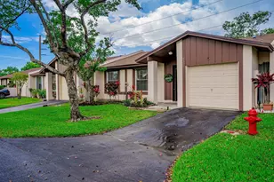5300 Breadfruit Cir, Delray Beach, FL 33484 - Photo 27