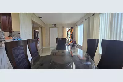 5719 NW 64th Way, Tamarac, FL 33321 - Photo 21