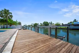 1718 Rio Vista Dr, Fort Pierce, FL 34949 - Photo 23
