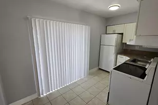 16951 NE 18th Ave, North Miami Beach, FL 33162 - Photo 3