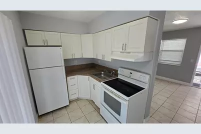16951 NE 18th Avenue #6, North Miami Beach, FL 33162 - Photo 1