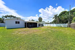 2621 NE 51st Ct, Lighthouse Point, FL 33064 - Photo 29