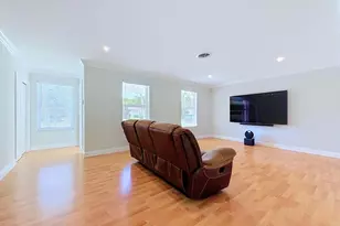 2621 NE 51st Ct, Lighthouse Point, FL 33064 - Photo 5