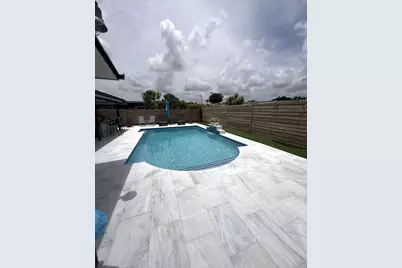 501 NW 98th Avenue, Pembroke Pines, FL 33024 - Photo 23