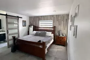 501 NW 98th Ave, Pembroke Pines, FL 33024 - Photo 17
