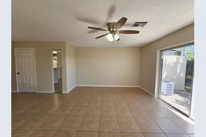 145 Fox Meadow Run, Jupiter, FL 33458 - Photo 9