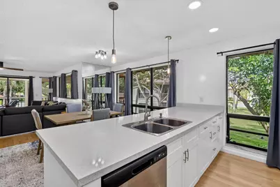 407 Brackenwood Lane S, Palm Beach Gardens, FL 33418 - Photo 13