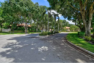 407 Brackenwood Lane S, Palm Beach Gardens, FL 33418 - Photo 41