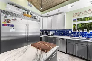742 Park Dr W, Boca Raton, FL 33432 - Photo 9