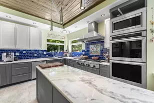 742 Park Dr W, Boca Raton, FL 33432 - Photo 13