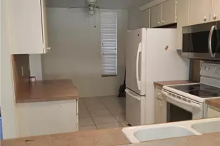 6010 Coral Lake Dr, Margate, FL 33063 - Photo 17