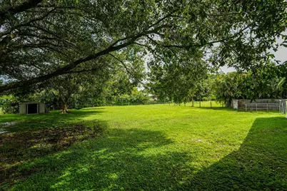 13885 157th Court N, Jupiter, FL 33478 - Photo 3