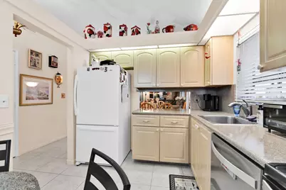 8955 Sunscape Lane, Boca Raton, FL 33496 - Photo 3