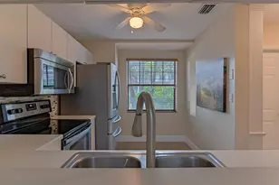 223 City View Dr, Fort Lauderdale, FL 33311 - Photo 7
