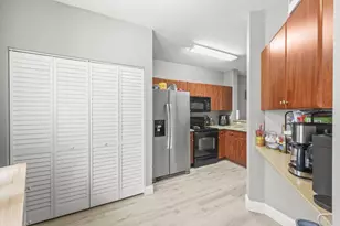 4163 Napoli Lake Dr, Riviera Beach, FL 33410 - Photo 15