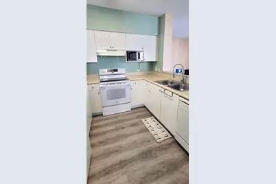5099 NW 7th Street #902, Miami, FL 33126 - Photo 11