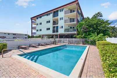 180 SE 20th Avenue #403, Deerfield Beach, FL 33441 - Photo 9