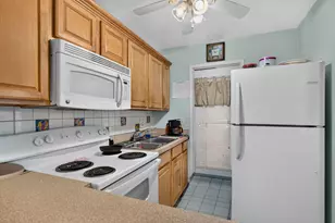 2050 NE 39th St, Lighthouse Point, FL 33064 - Photo 15