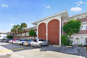 2050 NE 39th St, Lighthouse Point, FL 33064 - Photo 1