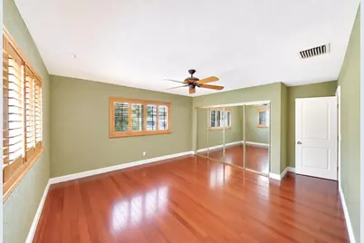 2701 Middle River Drive #11, Fort Lauderdale, FL 33306 - Photo 13