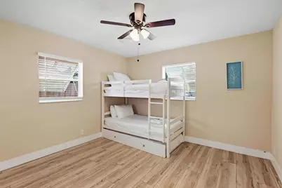 6880 Kingston Drive, Lake Worth, FL 33462 - Photo 21