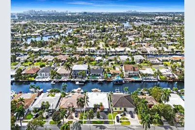 300 SE 10th Street, Pompano Beach, FL 33060 - Photo 39