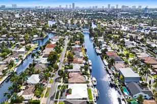 300 SE 10th St, Pompano Beach, FL 33060 - Photo 37