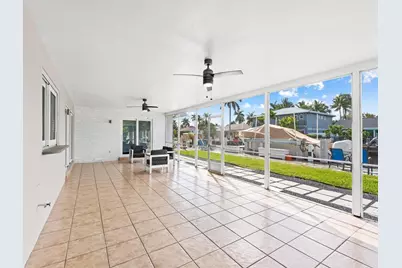 300 SE 10th Street, Pompano Beach, FL 33060 - Photo 25