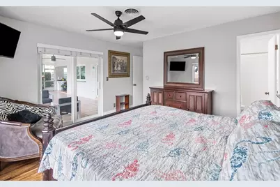 300 SE 10th Street, Pompano Beach, FL 33060 - Photo 17