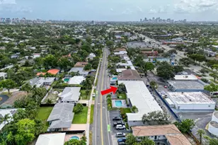 2701 Middle River Dr, Fort Lauderdale, FL 33306 - Photo 29