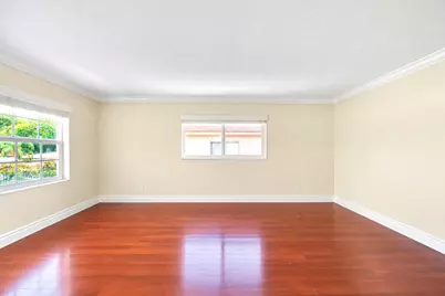 2701 Middle River Drive #11, Fort Lauderdale, FL 33306 - Photo 3