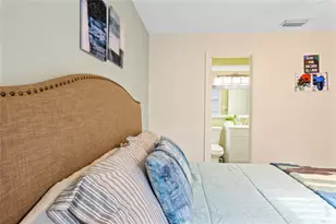 238 Bilbao St, Royal Palm Beach, FL 33411 - Photo 17