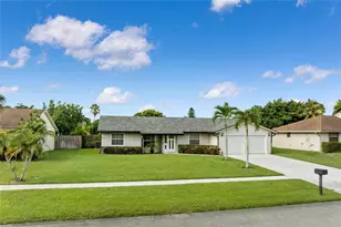 238 Bilbao St, Royal Palm Beach, FL 33411 - Photo 27