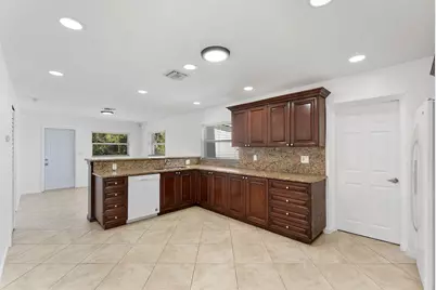 105 NW 7th Court, Deerfield Beach, FL 33441 - Photo 3