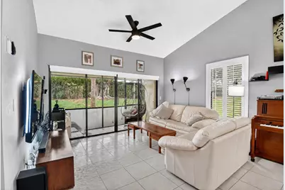 14 Via De Casas Sur #104, Boynton Beach, FL 33426 - Photo 5