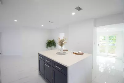 3541 NW 37th Avenue, Lauderdale Lakes, FL 33309 - Photo 5