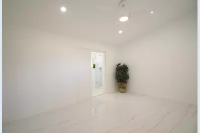 3541 NW 37th Avenue, Lauderdale Lakes, FL 33309 - Photo 11