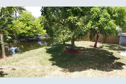 3541 NW 37th Avenue, Lauderdale Lakes, FL 33309 - Photo 9
