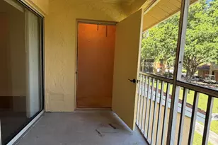 938 Coral Club Dr, Coral Springs, FL 33071 - Photo 17
