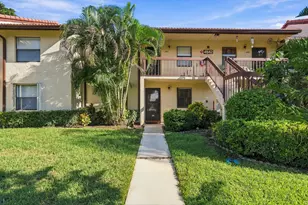 4542 Lucerne Lakes Blvd E, Lake Worth, FL 33467 - Photo 1