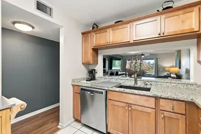 4542 Lucerne Lakes Boulevard E #103, Lake Worth, FL 33467 - Photo 7