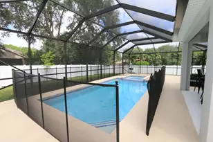 592 SW Dauphin Ave, Port Saint Lucie, FL 34953 - Photo 7