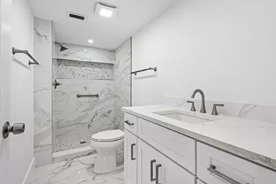 6585 Kensington Lane #Apt 207, Delray Beach, FL 33446 - Photo 11