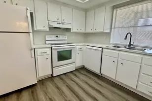 1900 NE 29th St, Lighthouse Point, FL 33064 - Photo 3