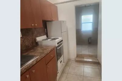 7800 SW 9th Street, North Lauderdale, FL 33068 - Photo 7