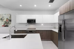 2477 NE 135th St, North Miami, FL 33181 - Photo 5